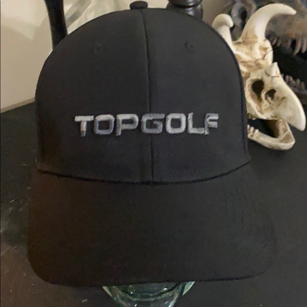 Top golf hat